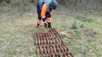 Под Херсоном взорвали 63 мины Под Херсоном взорвали 63 мины