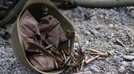 Трое пьяных бойцов ВСУ подорвались на собственной гранате Трое пьяных бойцов ВСУ подорвались на собственной гранате