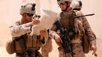 Морские пехотинцы армии США высадились в Ираке Морские пехотинцы армии США высадились в Ираке