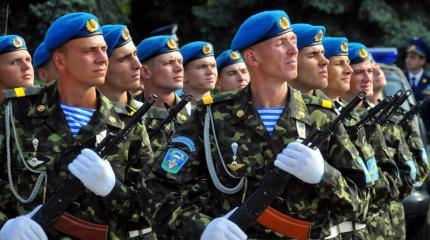 ВДВ России вошли в 2015 год в обновленном составе ВДВ России вошли в 2015 год в обновленном составе