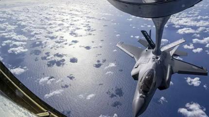 Секретная кнопка от F-35А сильно возбудила Германию и Канаду Секретная кнопка от F-35А сильно возбудила Германию и Канаду
