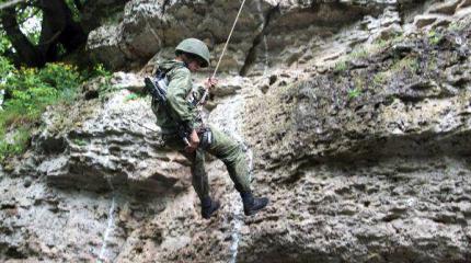 Удержать перевал: особенности военного альпинизма Удержать перевал: особенности военного альпинизма