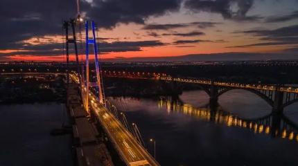 По стратегическому мосту в районе Запорожья отработали "Герани" и "Дань-Т"