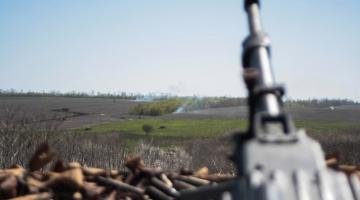Донбасс: мотострелки, танкисты и артиллеристы ЛНР подняты по тревоге