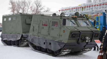 Впервые публично показали новейший арктический гусеничный транспортер ДТ-3ПМ