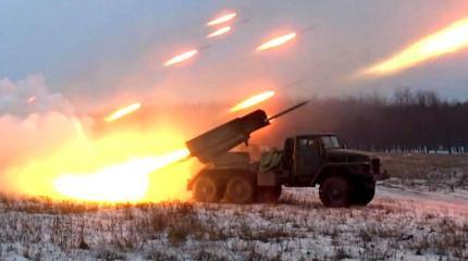 Армия ДНР уничтожила колонну вражеской техники