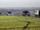 Украинская БМП открыла огонь на поражение Украинская БМП открыла огонь на поражение