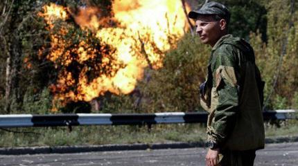Ополченцы: уничтожен один из укрепрайонов, откуда обстреливали Донецк Ополченцы: уничтожен один из укрепрайонов, откуда обстреливали Донецк