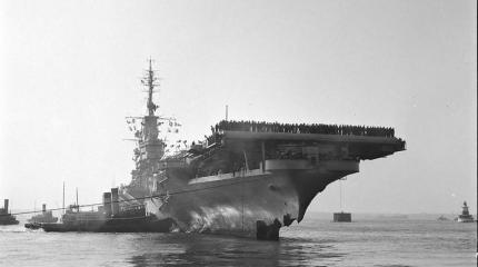 Ремонт американского авианосца USS Wasp