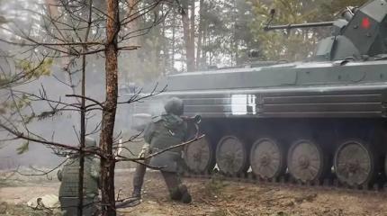 Ближний бой глазами укро-капитана: Русские налетают стаей мотоциклов Ближний бой глазами укро-капитана: Русские налетают стаей мотоциклов