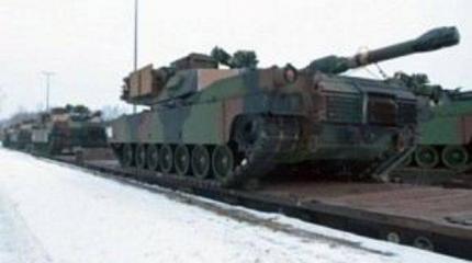 Военные хранилища Прибалтики переполнены техникой США Военные хранилища Прибалтики переполнены техникой США