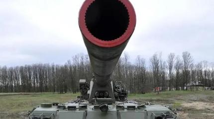 Уничтожена одна из последних мощных самоходок ВСУ - 203-мм 2С7 "Пион" Уничтожена одна из последних мощных самоходок ВСУ - 203-мм 2С7 "Пион"