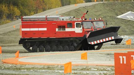 Российский танк Т-80 стал пожарным Российский танк Т-80 стал пожарным
