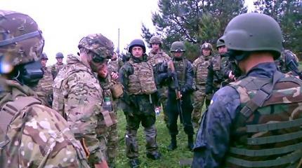 Инструкторы из США показали бойцам ВСУ, что «делать с русскими» Инструкторы из США показали бойцам ВСУ, что «делать с русскими»