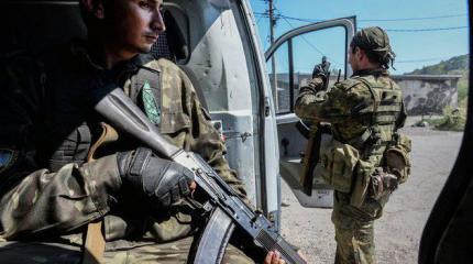 Ополченцы ДНР: за день взяли в плен ещё почти 90 украинских военных Ополченцы ДНР: за день взяли в плен ещё почти 90 украинских военных