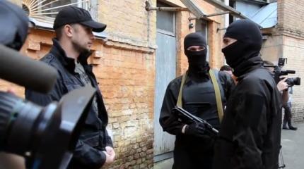 Генерал Матиос посоветовал украинцам лучше помалкивать о зверствах «Азова» Генерал Матиос посоветовал украинцам лучше помалкивать о зверствах «Азова»