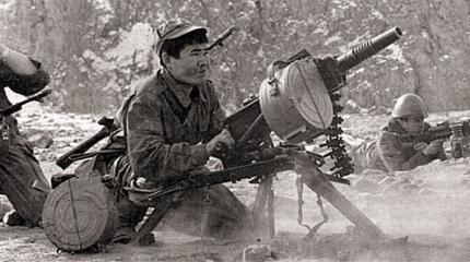Боевые действия на таджикско-афганской границе (начало 1990-х гг.) Боевые действия на таджикско-афганской границе (начало 1990-х гг.)