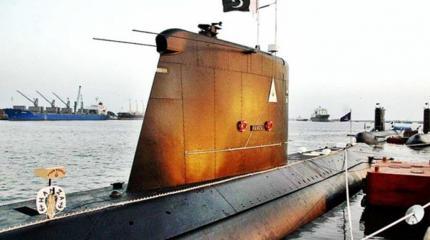 Реанимация пакистанской подводной лодки в Турции