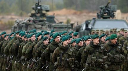 СМИ: У российской границы с Балтикой солдаты с обеих сторон готовятся к войне СМИ: У российской границы с Балтикой солдаты с обеих сторон готовятся к войне
