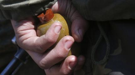 На Украине мстительный «герой АТО» взорвал кафе и «уложил» пять односельчан На Украине мстительный «герой АТО» взорвал кафе и «уложил» пять односельчан