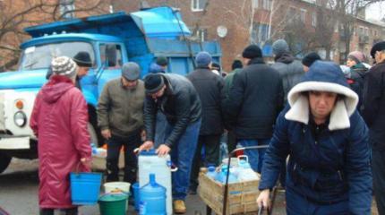 Гуманитарная катастрофа АТО: снаряд попал в водовод Торецка, город без воды