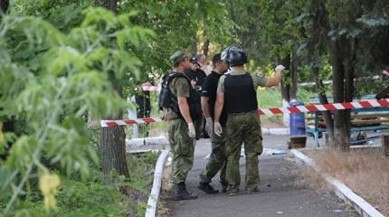 В Мариуполе на базе силовиков прогремела серия взрывов, МВДУ считают потери