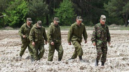 В ДНР сообщили о массовом переходе украинских силовиков на сторону ополчения В ДНР сообщили о массовом переходе украинских силовиков на сторону ополчения