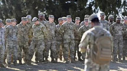 Трамп намерен сделать слишком сытую армию США «худой и злой» Трамп намерен сделать слишком сытую армию США «худой и злой»
