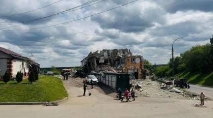 Зеленский призвал Россию прекратить огонь и тут же ударил по Рыльску Зеленский призвал Россию прекратить огонь и тут же ударил по Рыльску