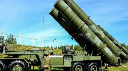 Российская армия досрочно получила восьмой комплект С-400 Российская армия досрочно получила восьмой комплект С-400