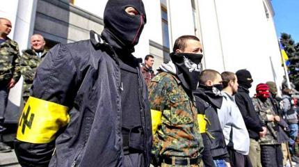 Ярош выступил против «оккупантов» из Киева: что ждёт «Правый сектор»? Ярош выступил против «оккупантов» из Киева: что ждёт «Правый сектор»?