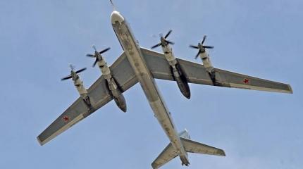 Ракетоносцы Ту-95МС выпустили крылатые ракеты по целям на Камчатке Ракетоносцы Ту-95МС выпустили крылатые ракеты по целям на Камчатке