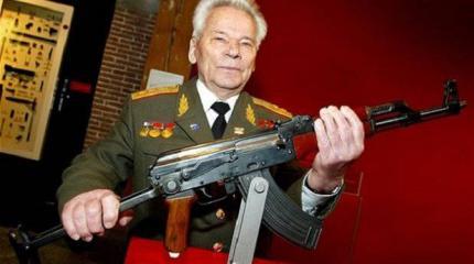 У родственников Калашникова отсудили право на бренд "АК-47" У родственников Калашникова отсудили право на бренд "АК-47"