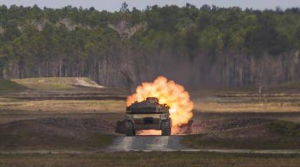 M1A1 Abrams оказался плохим танком, он для Голливуда, а не для поля боя