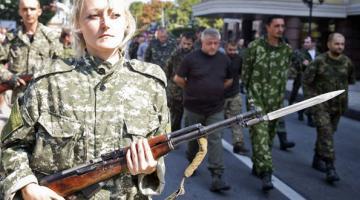 О “параде” пленных в Донецке