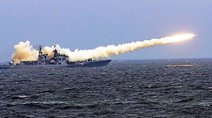 Почему Америке стоит опасаться России, а не Китая? Почему Америке стоит опасаться России, а не Китая?