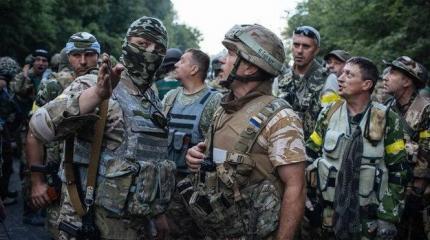 Зачем нацгвардия воюет с ВСУ? Зачем нацгвардия воюет с ВСУ?