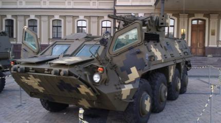 Позор «смертельного оружия»: Украинский БТР осмеяли на военной выставке Позор «смертельного оружия»: Украинский БТР осмеяли на военной выставке