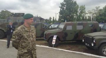 Украинские пограничники получили бронированные «Ленд Роверы»