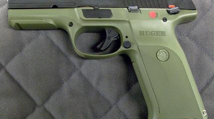 Пистолет Ruger SR9