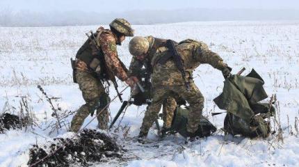 Обстрелы Донбасса повлекли жертвы и разрушения в день переговоров о мире