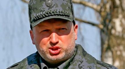 Турчинов назвал два возможных сценария продолжения конфликта в Донбассе Турчинов назвал два возможных сценария продолжения конфликта в Донбассе