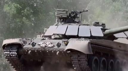 Еще одну новую версию танка Т-80 показали в видеоролике УВЗ