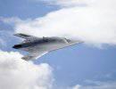 Беспилотник X-47B обучается самостоятельно садиться на палубу авианосца