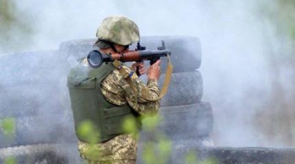 За сутки пять украинских военных погибло в зоне АТО
