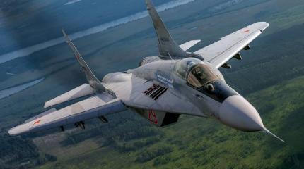 Фото российской техники: МиГ-29 и МиГ-35 Фото российской техники: МиГ-29 и МиГ-35