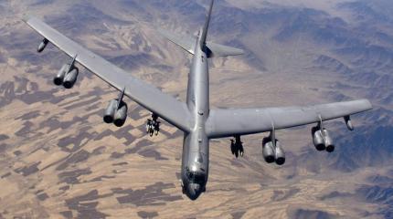 В апреле американские стратегические бомбардировщики В-52 начнут бомбить террористов В апреле американские стратегические бомбардировщики В-52 начнут бомбить террористов