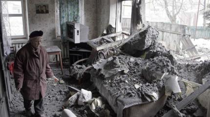 Хроники Донбасса: украинские боевики ведут ночные обстрелы ЛНР и ДНР Хроники Донбасса: украинские боевики ведут ночные обстрелы ЛНР и ДНР