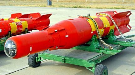 Боевики засняли огромную воронку от бомбы КАБ-1500, сброшенной с Су-34 Боевики засняли огромную воронку от бомбы КАБ-1500, сброшенной с Су-34