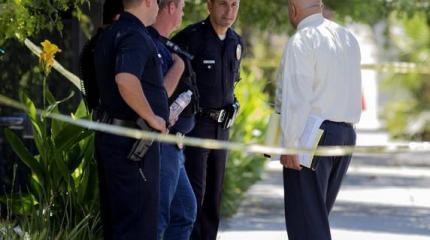 Полиция США задержала женщину, угрожавшую взорвать бомбу в здании миграционной службы Полиция США задержала женщину, угрожавшую взорвать бомбу в здании миграционной службы
